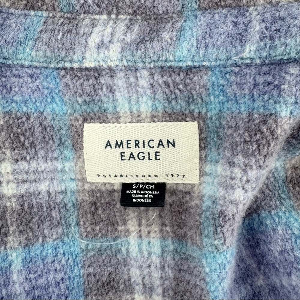 American Eagle Blue Oversized Plaid Fleece & Love
Shacket - Picture 4 of 12